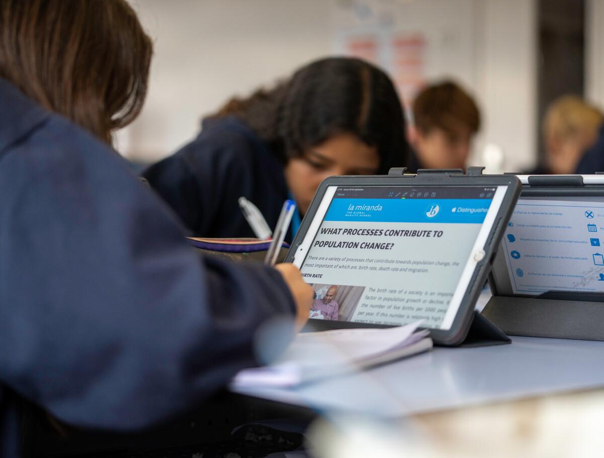 Available high school pathways in Barcelona